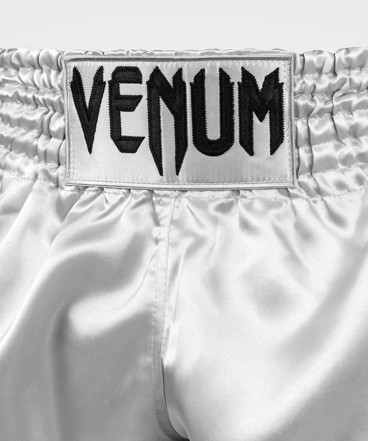 Venum muay thai classic šortai - Silver