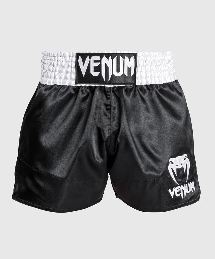 Venum Classic Muay Thaï šortai -  Black/White