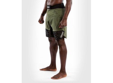 Šortai Venum "Light 4.0" - Fightshorts - Green