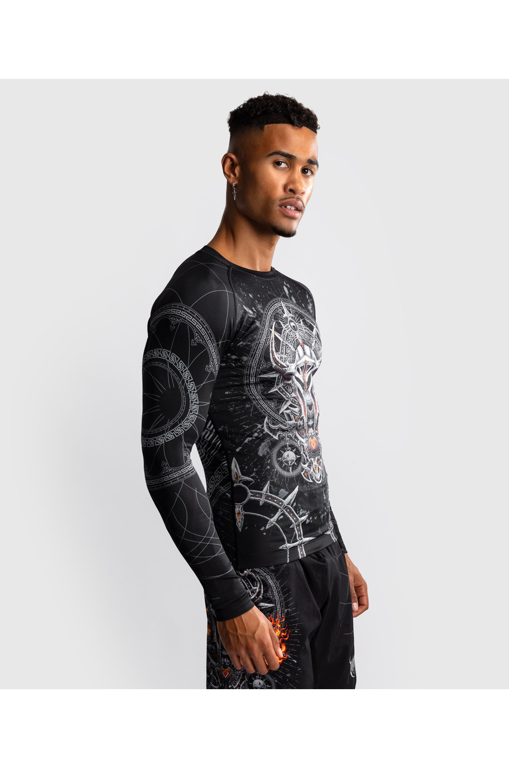 Venum Gladiator 5.0 Men's Long Sleeve Rashguard - Black/Silver Black/Silver