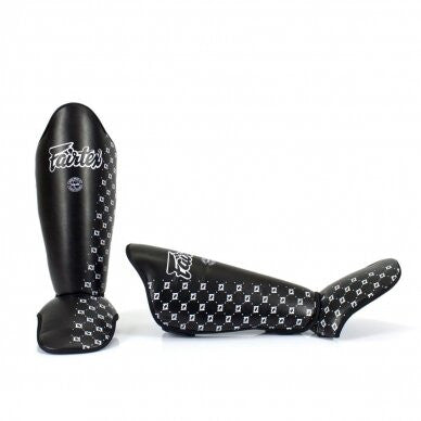 "Fairtex" kojų apsaugos - SP5 - Black