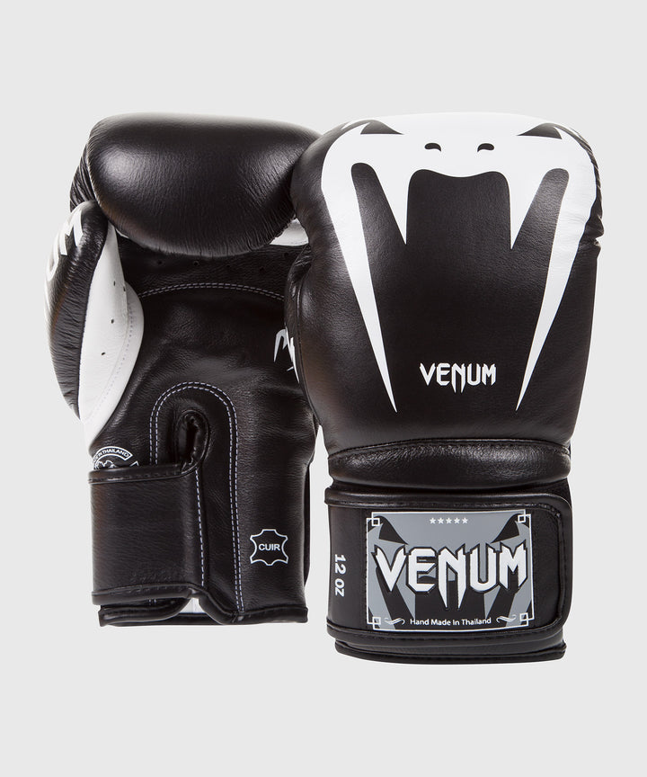 Venum Giant 3.0 Boxing Gloves - Nappa Leather Black