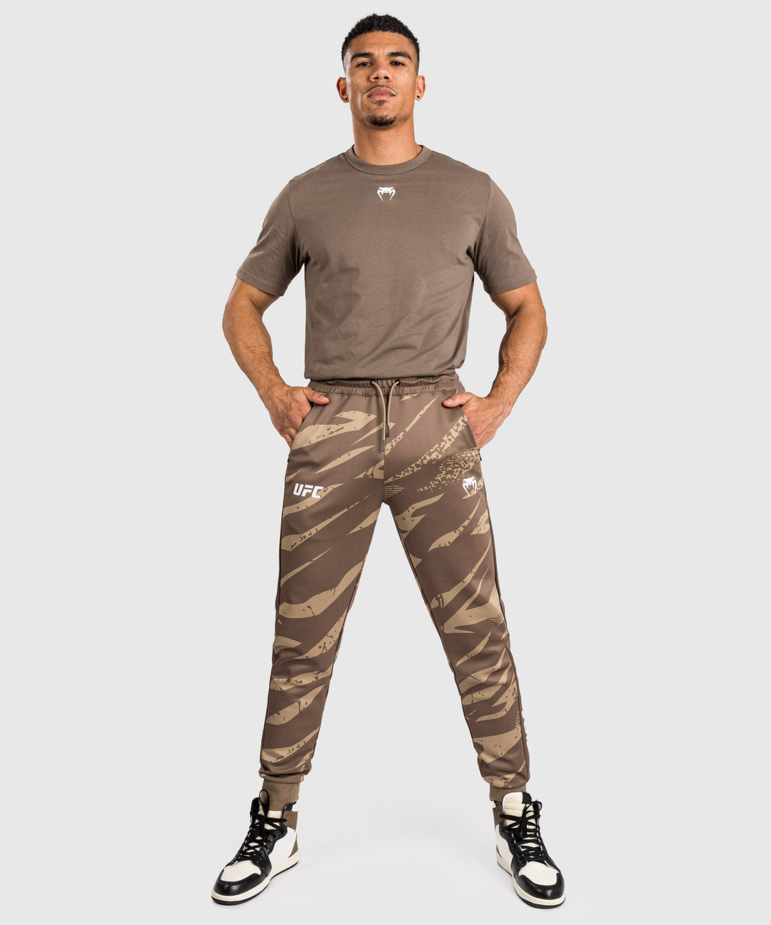 UFC Adrenaline by Venum Fight Week vyriškos kelnės - Desert Camo