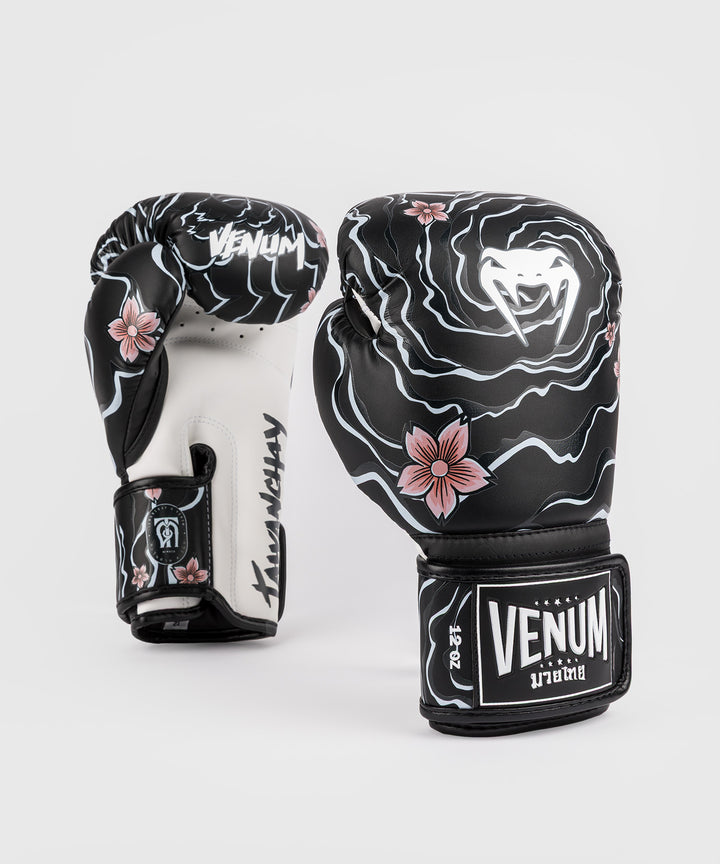Venum X Tawanchay bokso pirštinės Black/White