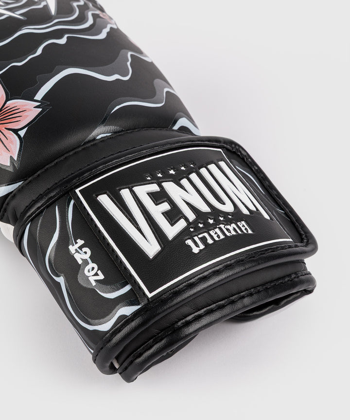Venum X Tawanchay bokso pirštinės Black/White