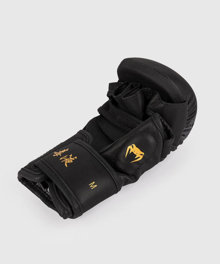 Venum Serpenti MMA pirštinės - Black/Silver/Gold