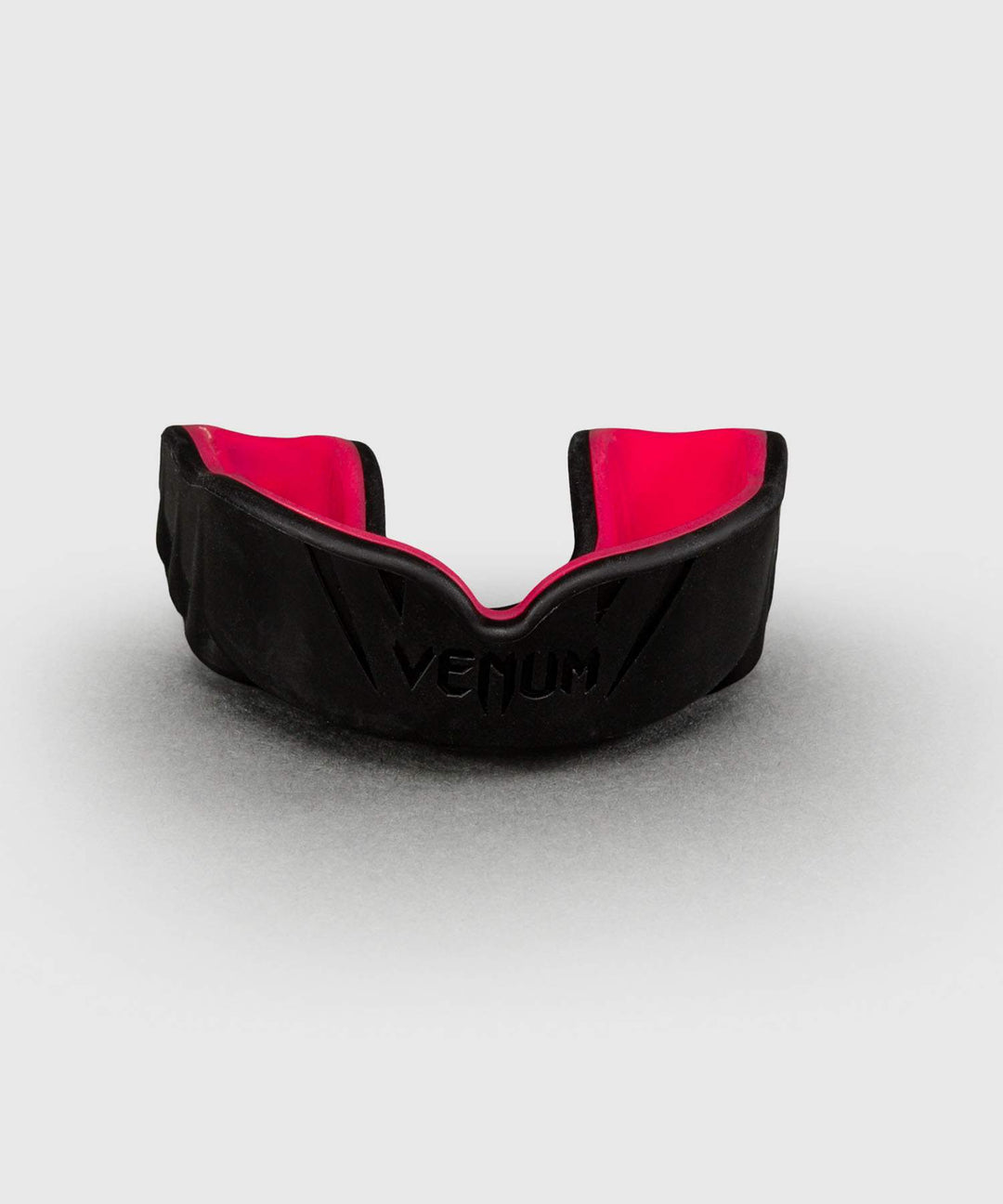 Venum Challenger Mouthguard - Black/Raspberry