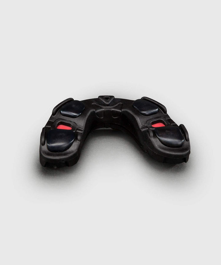 Venum Predator Mouthguard – Black/Black/Red